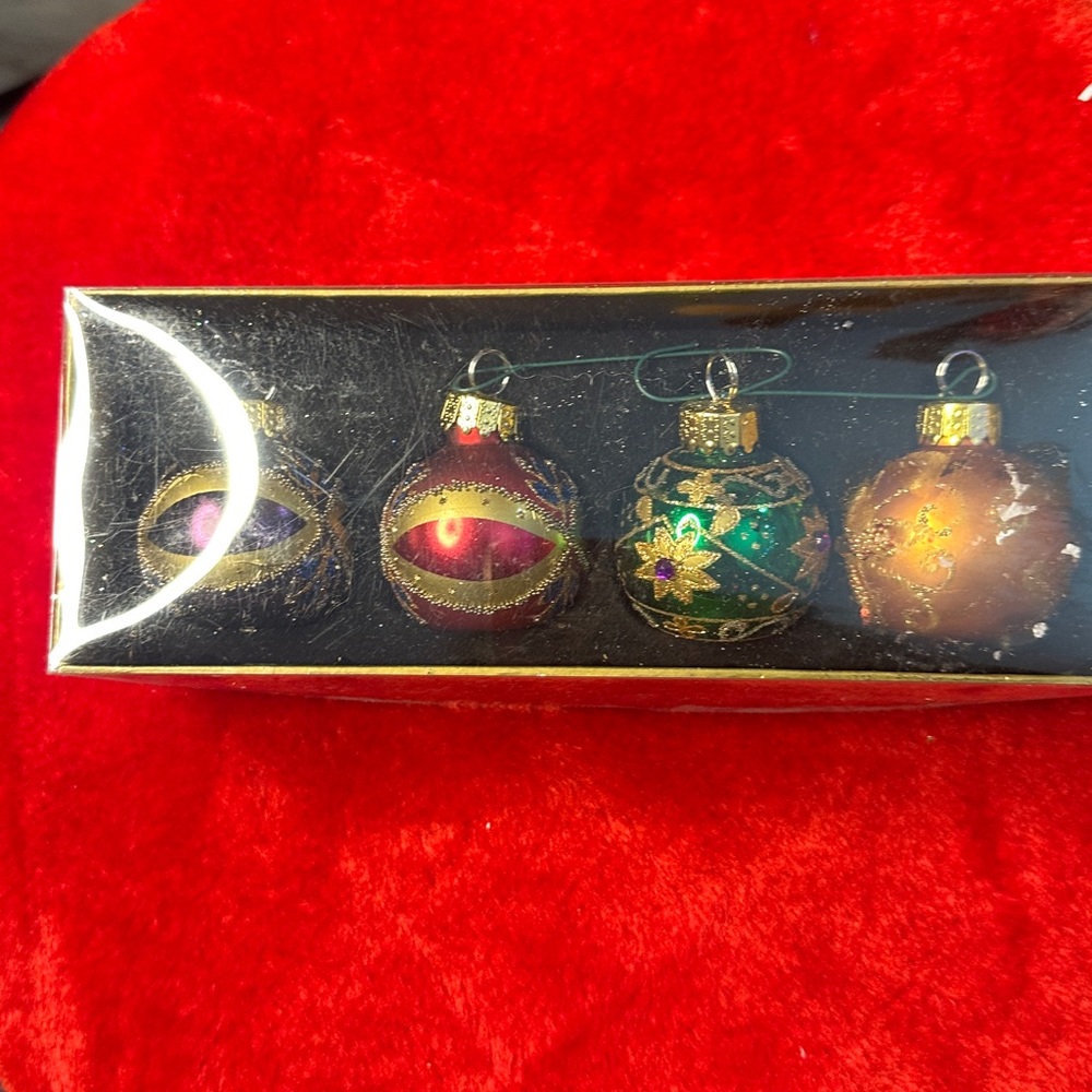 Ornaments glass